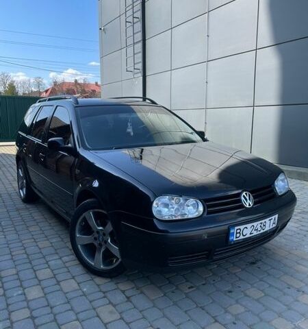 Черный Фольксваген Гольф, объемом двигателя 1.39 л и пробегом 238 тыс. км за 3700 $, фото 1 на Automoto.ua