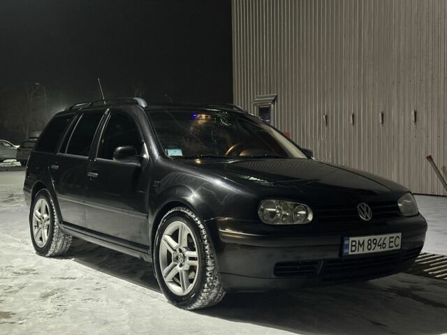 Черный Фольксваген Гольф, объемом двигателя 1.6 л и пробегом 263 тыс. км за 4599 $, фото 1 на Automoto.ua