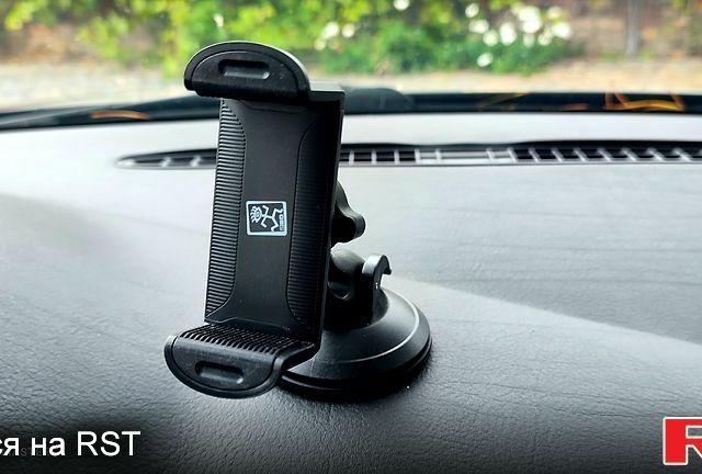 Чорний Фольксваген Гольф, об'ємом двигуна 1.6 л та пробігом 320 тис. км за 4500 $, фото 1 на Automoto.ua