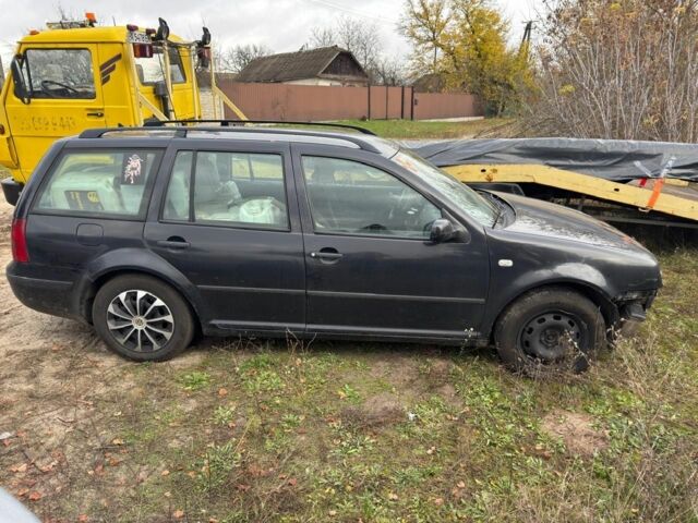 Черный Фольксваген Гольф, объемом двигателя 2 л и пробегом 340 тыс. км за 700 $, фото 1 на Automoto.ua