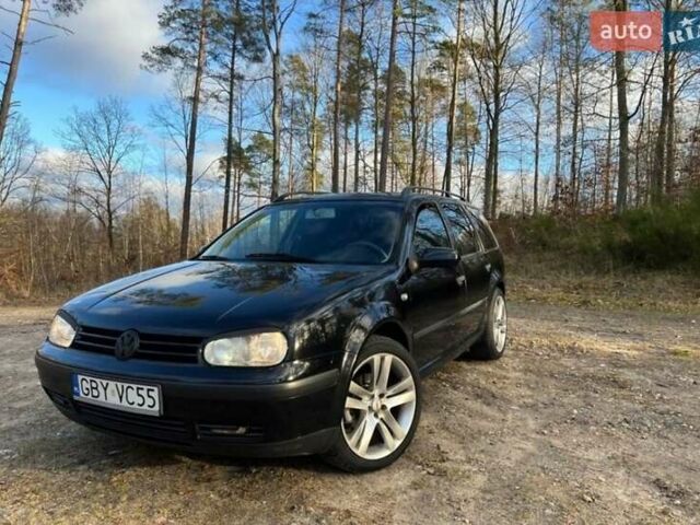 Черный Фольксваген Гольф, объемом двигателя 1.9 л и пробегом 300 тыс. км за 2000 $, фото 1 на Automoto.ua