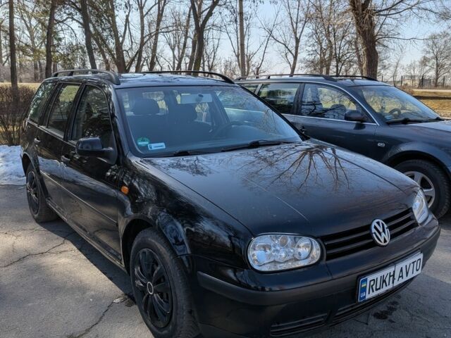 Чорний Фольксваген Гольф, об'ємом двигуна 1.9 л та пробігом 300 тис. км за 1900 $, фото 1 на Automoto.ua