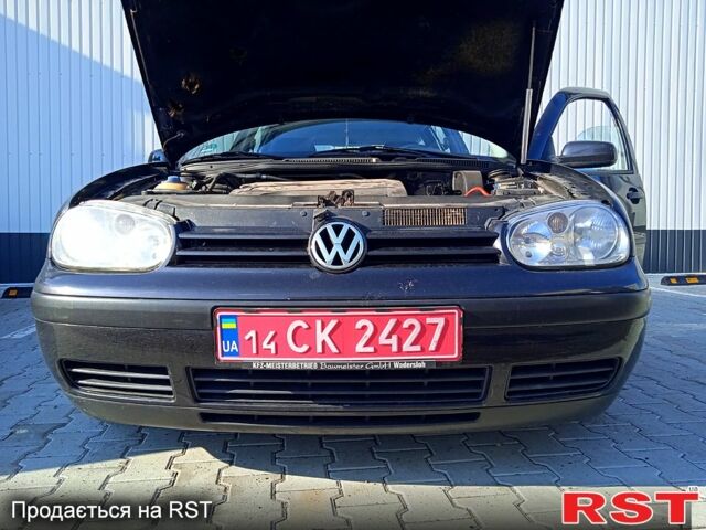 Чорний Фольксваген Гольф, об'ємом двигуна 1.6 л та пробігом 200 тис. км за 4800 $, фото 1 на Automoto.ua