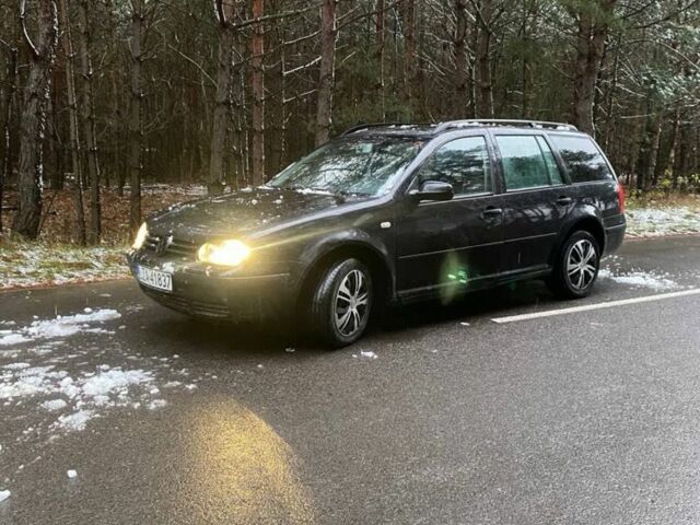 Черный Фольксваген Гольф, объемом двигателя 1.9 л и пробегом 300 тыс. км за 1899 $, фото 1 на Automoto.ua