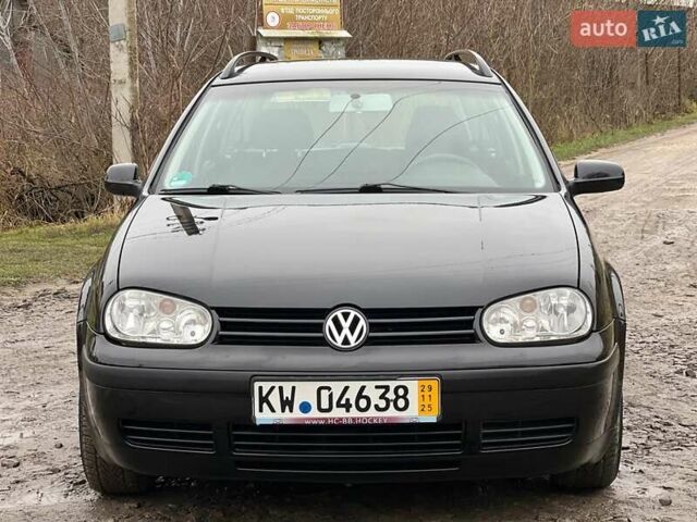 Черный Фольксваген Гольф, объемом двигателя 1.6 л и пробегом 136 тыс. км за 5700 $, фото 1 на Automoto.ua