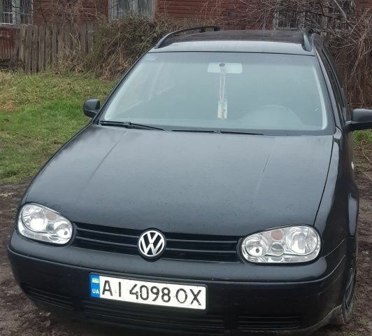 Черный Фольксваген Гольф, объемом двигателя 1.9 л и пробегом 511 тыс. км за 4100 $, фото 1 на Automoto.ua