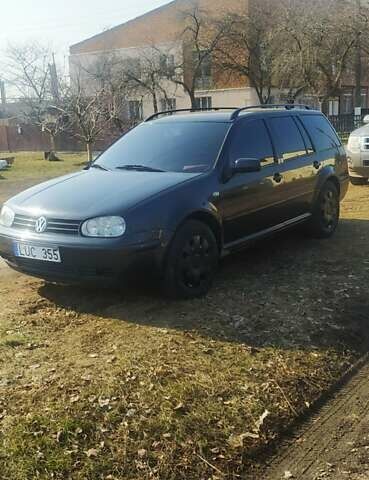 Черный Фольксваген Гольф, объемом двигателя 1.9 л и пробегом 322 тыс. км за 2375 $, фото 1 на Automoto.ua