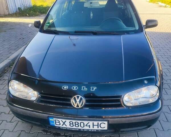 Черный Фольксваген Гольф, объемом двигателя 1.6 л и пробегом 246 тыс. км за 5350 $, фото 1 на Automoto.ua