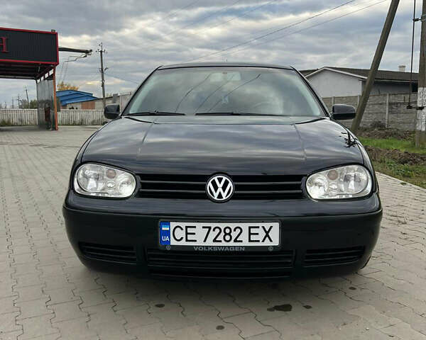 Черный Фольксваген Гольф, объемом двигателя 1.39 л и пробегом 250 тыс. км за 4250 $, фото 1 на Automoto.ua