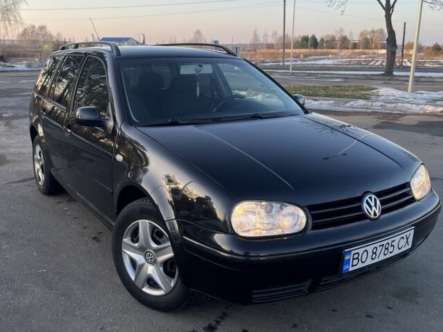 Чорний Фольксваген Гольф, об'ємом двигуна 1.6 л та пробігом 280 тис. км за 3950 $, фото 1 на Automoto.ua