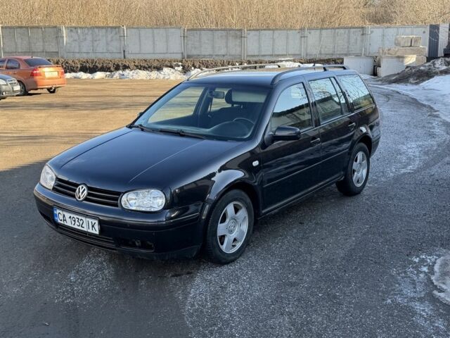 Чорний Фольксваген Гольф, об'ємом двигуна 1.9 л та пробігом 250 тис. км за 3800 $, фото 1 на Automoto.ua