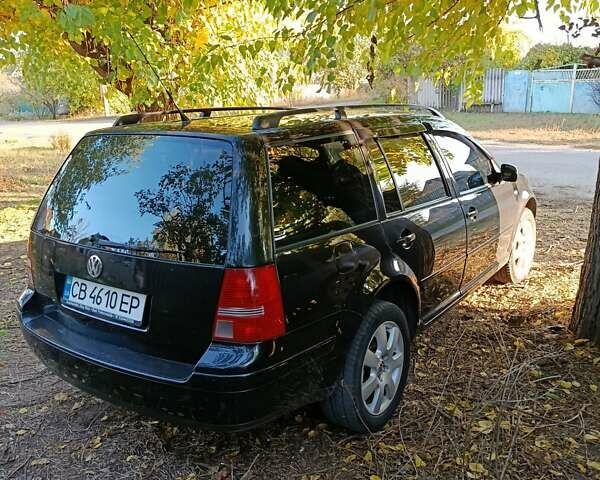 Черный Фольксваген Гольф, объемом двигателя 1.6 л и пробегом 215 тыс. км за 5000 $, фото 1 на Automoto.ua