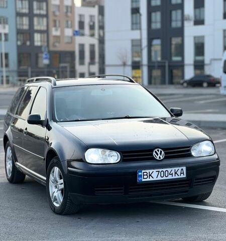 Черный Фольксваген Гольф, объемом двигателя 1.9 л и пробегом 477 тыс. км за 4334 $, фото 1 на Automoto.ua