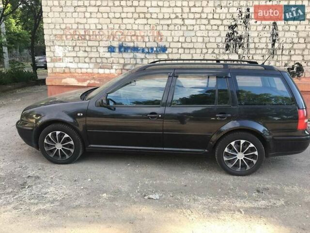 Черный Фольксваген Гольф, объемом двигателя 1.4 л и пробегом 240 тыс. км за 5216 $, фото 1 на Automoto.ua