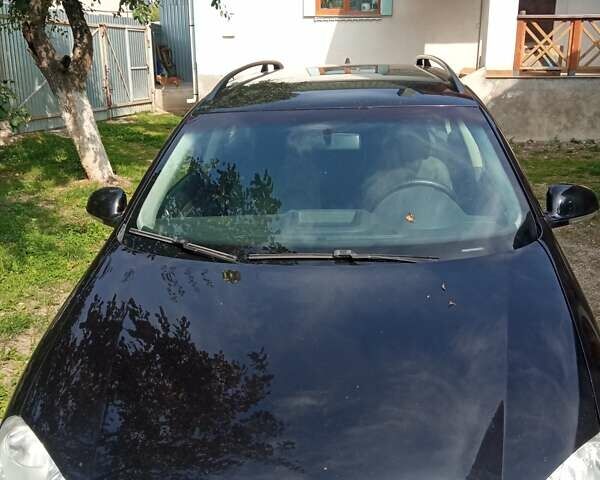 Черный Фольксваген Гольф, объемом двигателя 1.9 л и пробегом 262 тыс. км за 5800 $, фото 1 на Automoto.ua