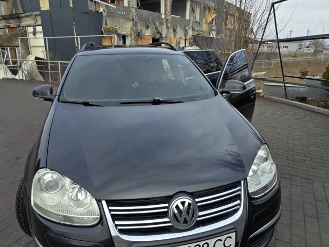 Черный Фольксваген Гольф, объемом двигателя 2 л и пробегом 377 тыс. км за 6000 $, фото 1 на Automoto.ua
