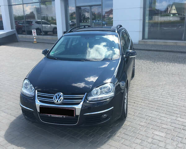 Черный Фольксваген Гольф, объемом двигателя 1.4 л и пробегом 236 тыс. км за 5600 $, фото 1 на Automoto.ua