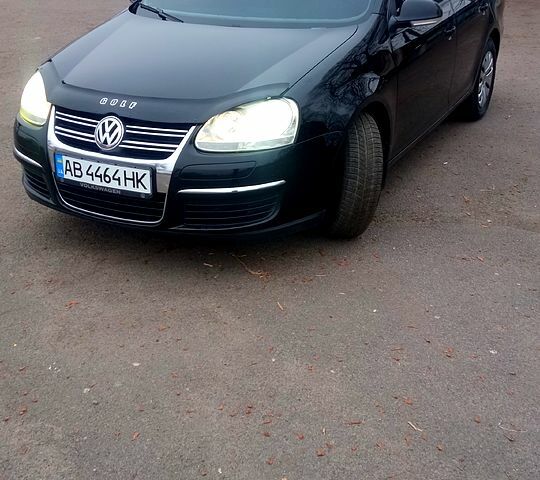 Чорний Фольксваген Гольф, об'ємом двигуна 1.6 л та пробігом 240 тис. км за 6000 $, фото 1 на Automoto.ua