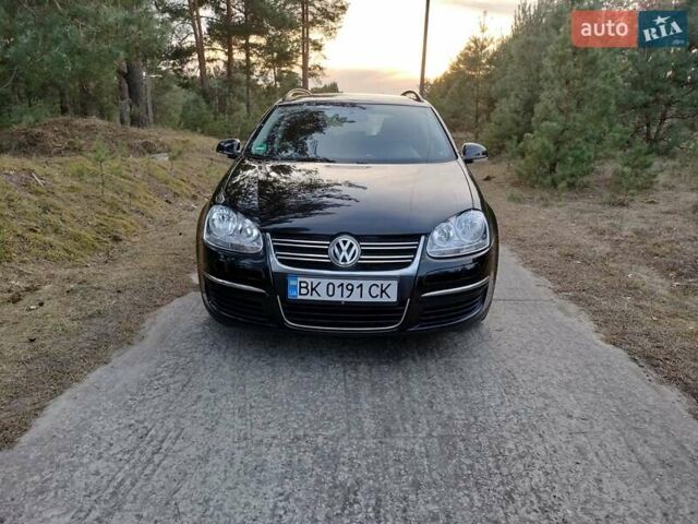 Черный Фольксваген Гольф, объемом двигателя 1.97 л и пробегом 340 тыс. км за 5700 $, фото 1 на Automoto.ua