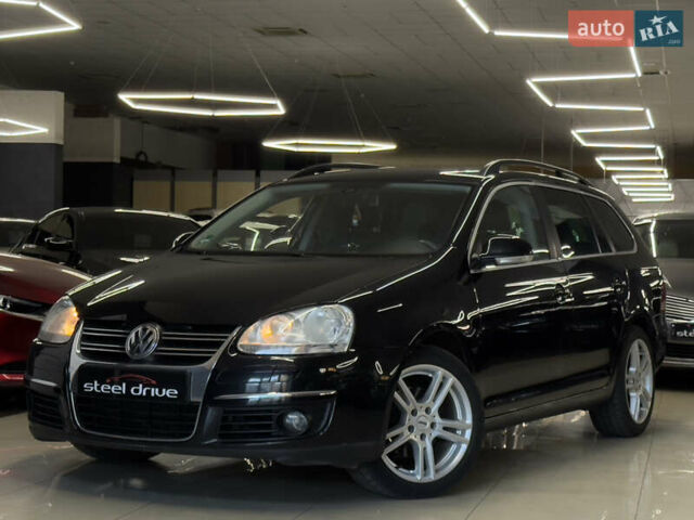 Черный Фольксваген Гольф, объемом двигателя 1.39 л и пробегом 230 тыс. км за 7299 $, фото 1 на Automoto.ua