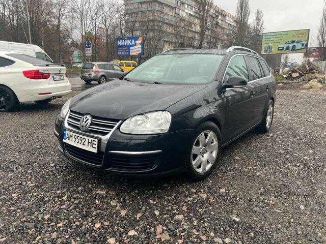 Черный Фольксваген Гольф, объемом двигателя 1.4 л и пробегом 202 тыс. км за 6500 $, фото 1 на Automoto.ua