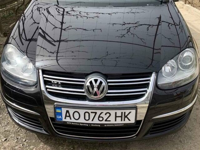 Чорний Фольксваген Гольф, об'ємом двигуна 1.39 л та пробігом 254 тис. км за 7100 $, фото 1 на Automoto.ua