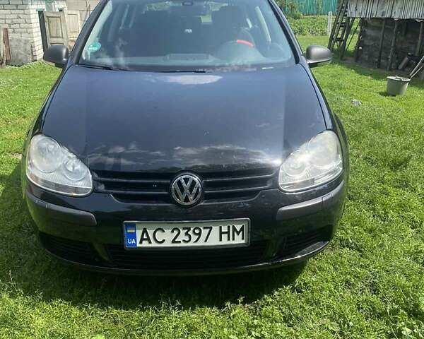 Чорний Фольксваген Гольф, об'ємом двигуна 1.4 л та пробігом 159 тис. км за 6000 $, фото 1 на Automoto.ua