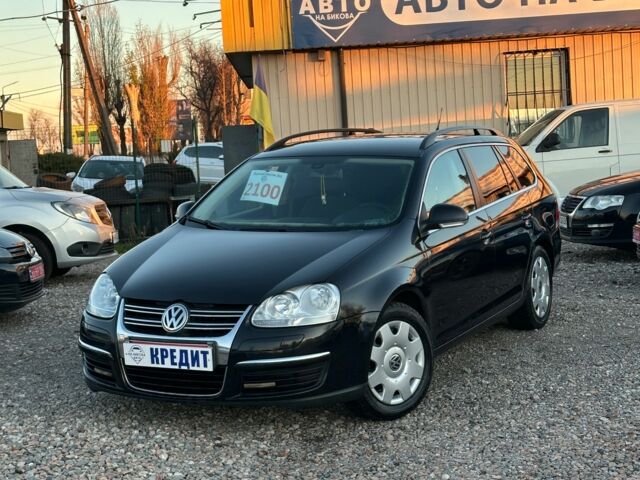 Черный Фольксваген Гольф, объемом двигателя 1.4 л и пробегом 214 тыс. км за 6700 $, фото 1 на Automoto.ua