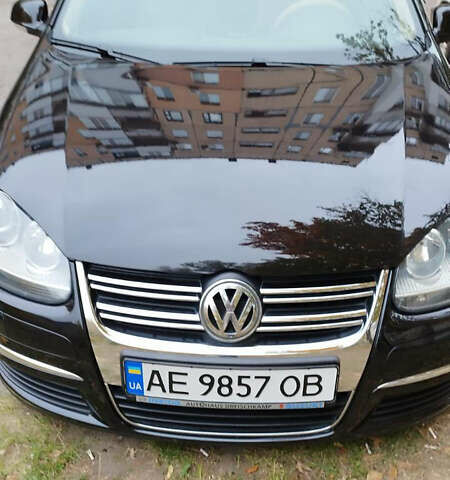 Черный Фольксваген Гольф, объемом двигателя 1.97 л и пробегом 245 тыс. км за 7300 $, фото 1 на Automoto.ua