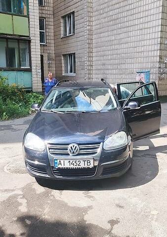 Черный Фольксваген Гольф, объемом двигателя 1.9 л и пробегом 300 тыс. км за 6300 $, фото 1 на Automoto.ua