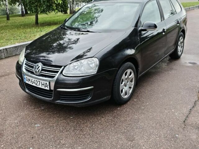 Черный Фольксваген Гольф, объемом двигателя 1.9 л и пробегом 302 тыс. км за 6200 $, фото 1 на Automoto.ua