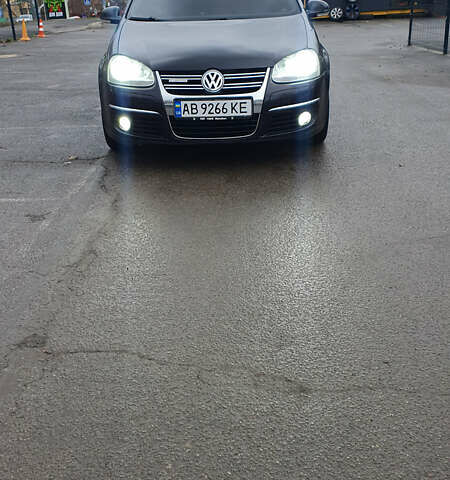 Черный Фольксваген Гольф, объемом двигателя 1.9 л и пробегом 315 тыс. км за 6750 $, фото 1 на Automoto.ua