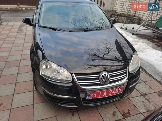 Черный Фольксваген Гольф, объемом двигателя 1.6 л и пробегом 178 тыс. км за 5700 $, фото 1 на Automoto.ua