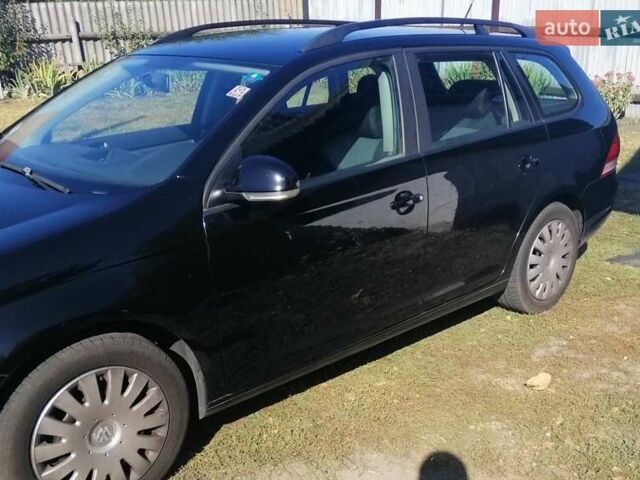 Черный Фольксваген Гольф, объемом двигателя 1.6 л и пробегом 250 тыс. км за 6200 $, фото 1 на Automoto.ua