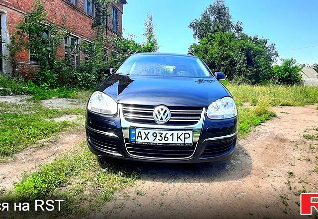 Чорний Фольксваген Гольф, об'ємом двигуна 1.6 л та пробігом 270 тис. км за 6000 $, фото 1 на Automoto.ua