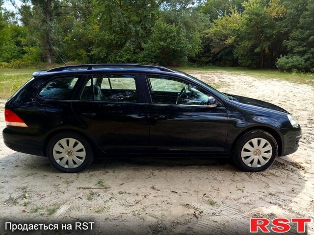 Черный Фольксваген Гольф, объемом двигателя 1.6 л и пробегом 234 тыс. км за 6500 $, фото 1 на Automoto.ua