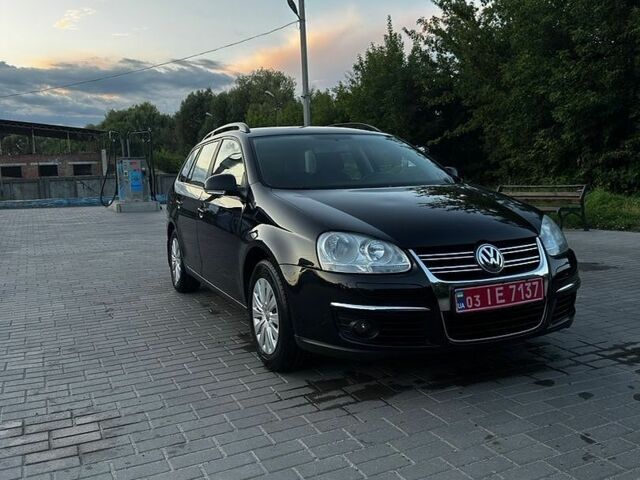 Черный Фольксваген Гольф, об'ємом двигуна 1.6 л та пробігом 220 тис. км за 6700 $, фото 1 на Automoto.ua