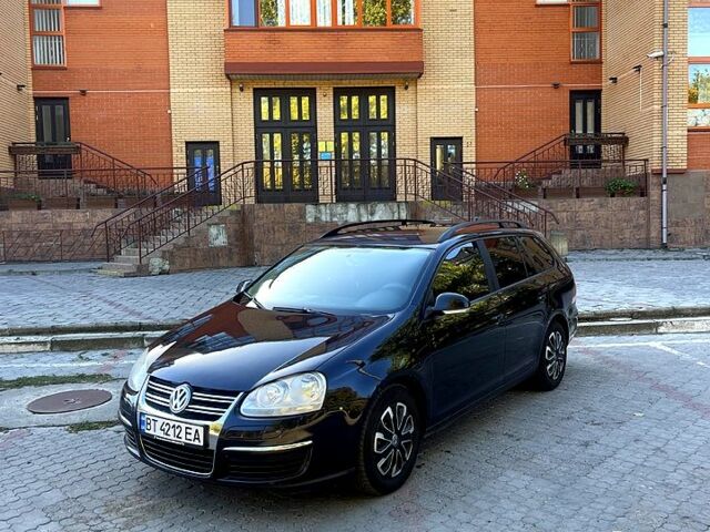 Черный Фольксваген Гольф, объемом двигателя 1.9 л и пробегом 220 тыс. км за 6800 $, фото 1 на Automoto.ua