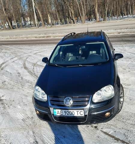 Черный Фольксваген Гольф, объемом двигателя 1.39 л и пробегом 232 тыс. км за 6800 $, фото 1 на Automoto.ua