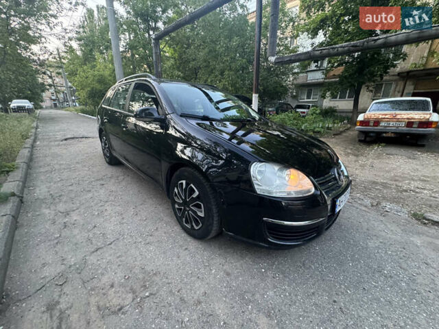 Черный Фольксваген Гольф, объемом двигателя 1.97 л и пробегом 200 тыс. км за 4999 $, фото 1 на Automoto.ua