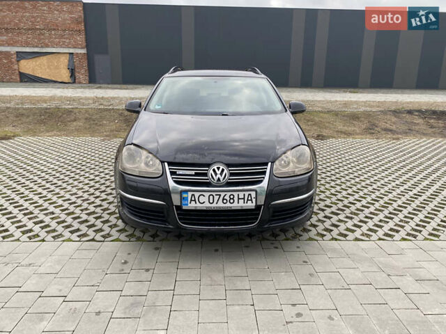Черный Фольксваген Гольф, объемом двигателя 1.9 л и пробегом 263 тыс. км за 5799 $, фото 1 на Automoto.ua