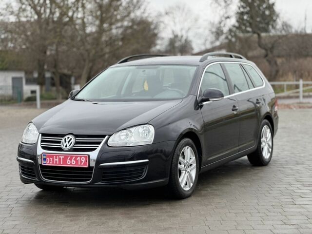 Черный Фольксваген Гольф, объемом двигателя 1.4 л и пробегом 231 тыс. км за 5950 $, фото 1 на Automoto.ua