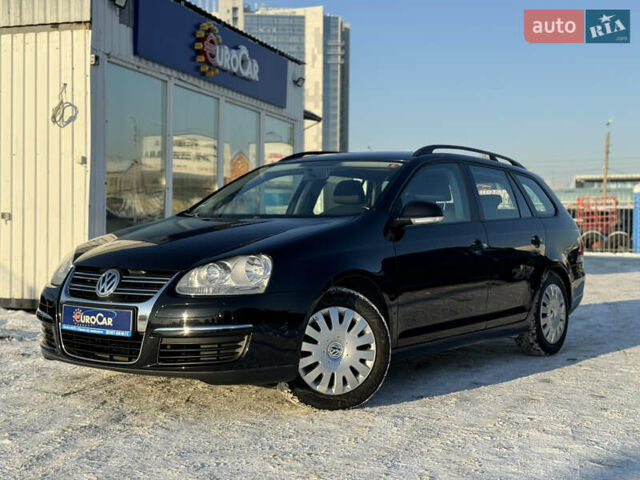 Черный Фольксваген Гольф, объемом двигателя 1.4 л и пробегом 221 тыс. км за 7500 $, фото 1 на Automoto.ua