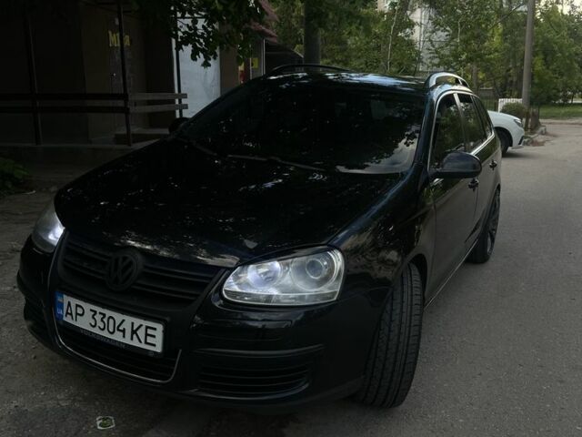 Черный Фольксваген Гольф, объемом двигателя 1.4 л и пробегом 260 тыс. км за 5200 $, фото 1 на Automoto.ua