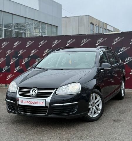Черный Фольксваген Гольф, объемом двигателя 1.39 л и пробегом 232 тыс. км за 7100 $, фото 1 на Automoto.ua
