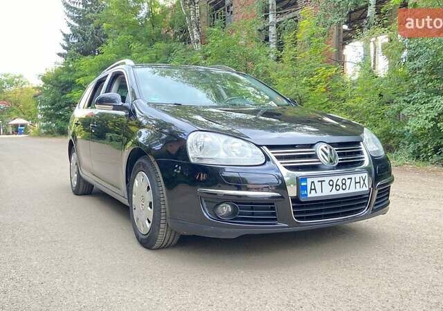 Черный Фольксваген Гольф, объемом двигателя 1.39 л и пробегом 282 тыс. км за 6800 $, фото 1 на Automoto.ua