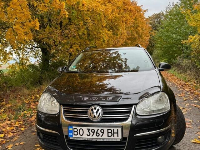 Черный Фольксваген Гольф, объемом двигателя 1.9 л и пробегом 292 тыс. км за 6000 $, фото 1 на Automoto.ua