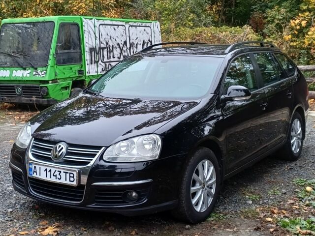 Черный Фольксваген Гольф, объемом двигателя 1.6 л и пробегом 190 тыс. км за 7689 $, фото 1 на Automoto.ua