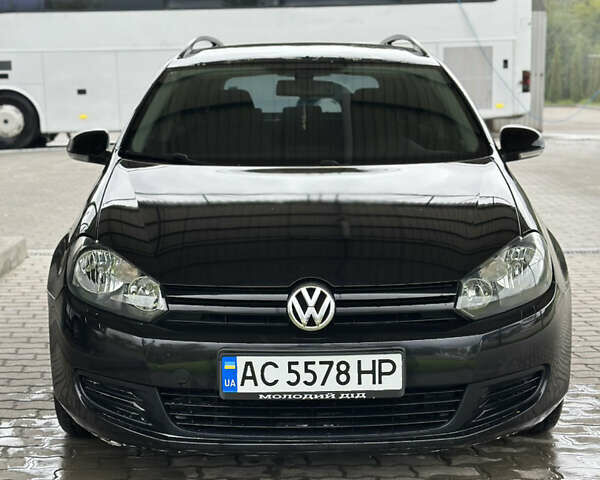Черный Фольксваген Гольф, объемом двигателя 1.39 л и пробегом 190 тыс. км за 5850 $, фото 1 на Automoto.ua