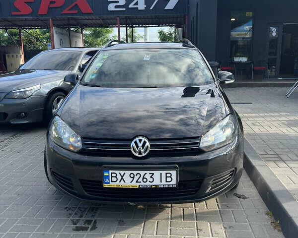 Черный Фольксваген Гольф, объемом двигателя 1.6 л и пробегом 244 тыс. км за 8100 $, фото 1 на Automoto.ua